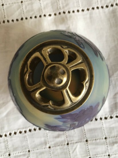 エミールガレ　すみれの花のテーブルランプ　1900年製