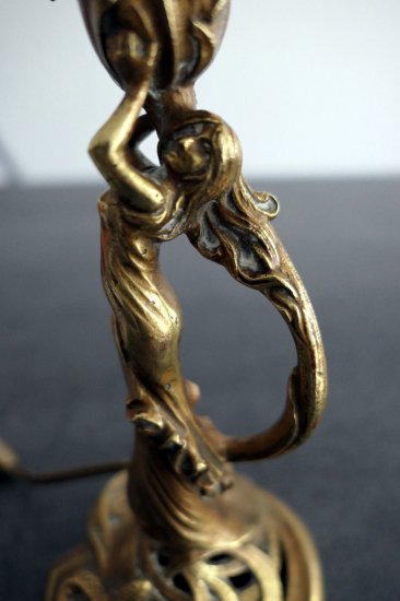 ドーム兄弟　テーブルランプ　アールデコ/アールヌーボー　女性とヘビのデザイン