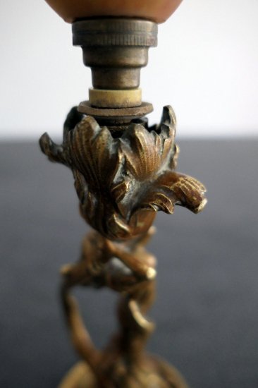 ドーム兄弟　テーブルランプ　アールデコ/アールヌーボー　女性とヘビのデザイン