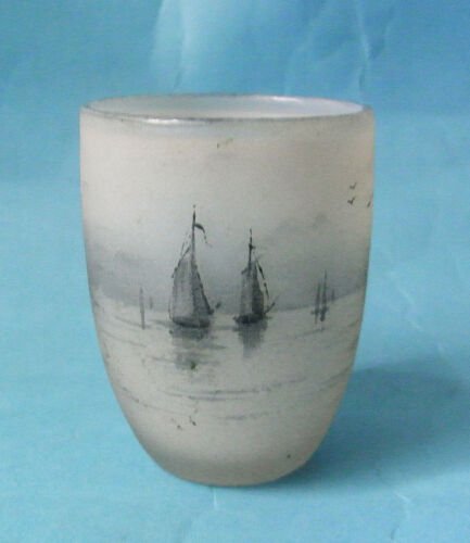 ドームナンシー オパールガラス ミニチュア 花瓶 1900年頃
