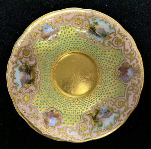 コールポート　ピンク下地の風景とジュエルのカップ＆ソーサー