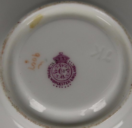 ロイヤルウースター　デミタスカップ&ソーサー　ワールドワイド　1910年製