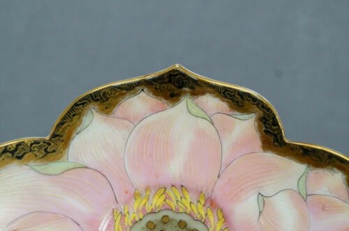 明治時代　春日井　手描き　蓮の花　カップ＆ソーサーセット