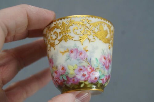 ル・ロゼ パリ　手描き　バラ　グリフィン　金彩　デミタスカップ＆ソーサーセット