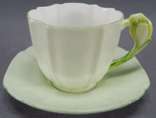 パラゴン　ペールグリーン　クロッカス　ボーンチャイナ　ティーカップ＆ソーサーセット