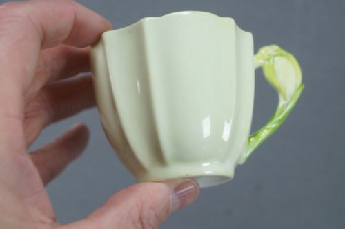 パラゴン　ペールグリーン　クロッカス　ボーンチャイナ　ティーカップ＆ソーサーセット