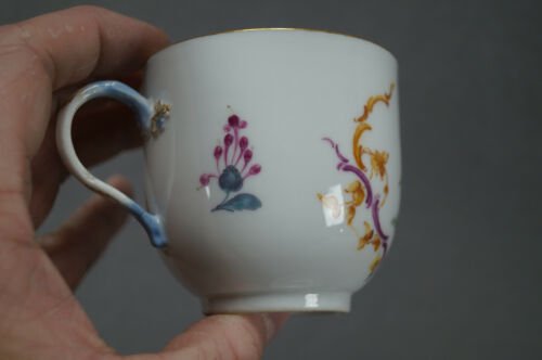 マイセン　手描き　女性　花柄　コーヒーカップ＆ソーサーセット　1756～1780年頃
