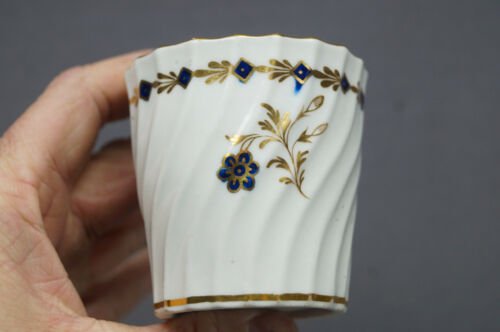 4組セット　フライト・ウースター作　コバルトブルー＆ゴールド　花柄　コーヒーカップ＆ソーサーセット