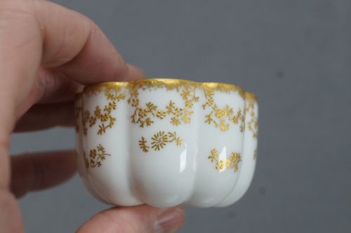 Straus　リモージュ　レイズドゴールド　フローラル　デミタスカップ＆ソーサーセット