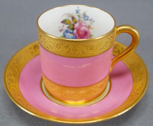 パラゴン　バラ　ブーケ　ポンパドールピンク＆ゴールド　デミタスカップ＆ソーサーセット