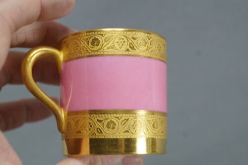 パラゴン　バラ　ブーケ　ポンパドールピンク＆ゴールド　デミタスカップ＆ソーサーセット