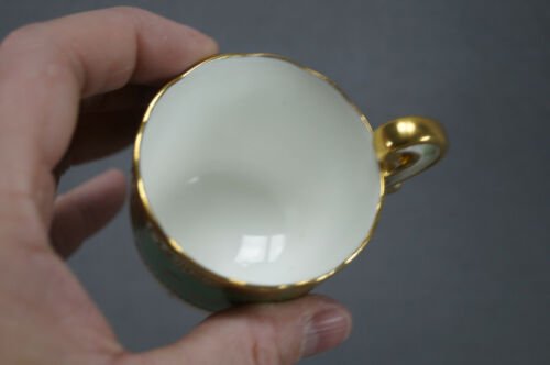 コウルドン　グリーン＆レイズドゴールド　金彩装飾　デミタスカップ＆ソーサーセット　1905～1920年頃