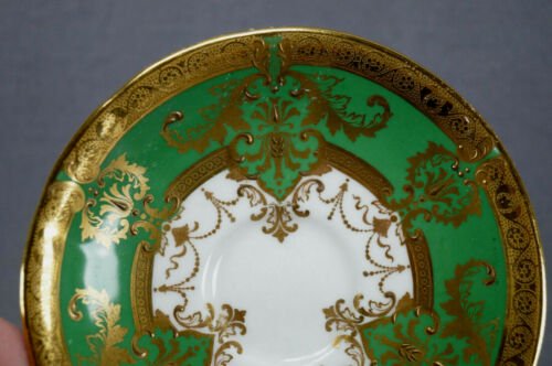 コウルドン　グリーン＆レイズドゴールド　金彩装飾　デミタスカップ＆ソーサーセット　1905～1920年頃