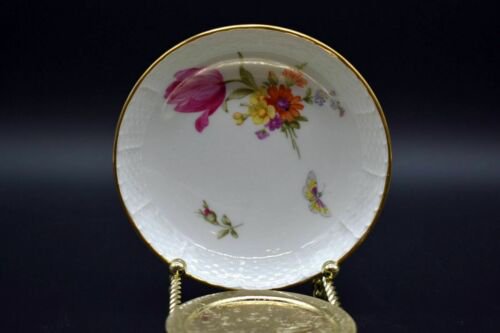 KPM　ノイオジエール　デミタスカップ＆ソーサーセット　ドレスデン　花柄　蝶　バスケット織り　金彩