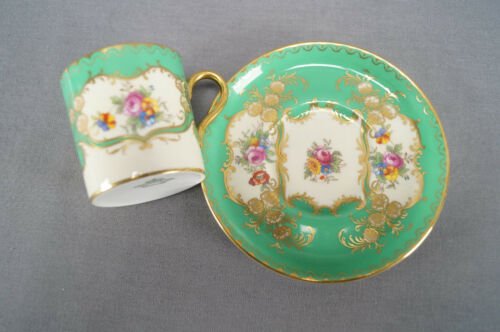 エインズレイ　ボーンチャイナ　花柄　グリーン＆ゴールド　デミタスカップ＆ソーサーセット