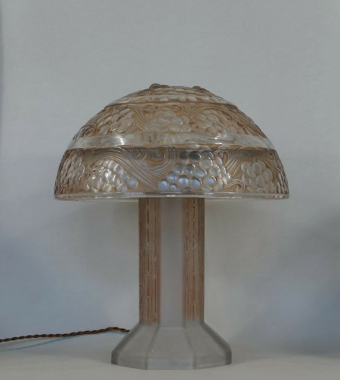 ルネ・ラリック　ランプ　聖ヴァンソン　1926年　フランス製　アールデコ