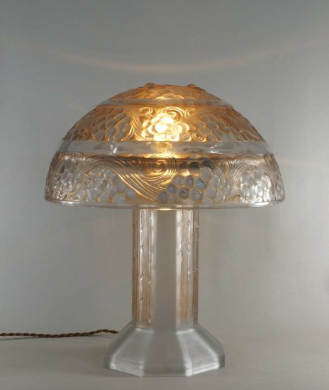 ルネ・ラリック　ランプ　聖ヴァンソン　1926年　フランス製　アールデコ
