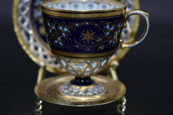 ピルケンハンマー　カップ＆ソーサー　コバルトブルー・金メッキ　網目模様