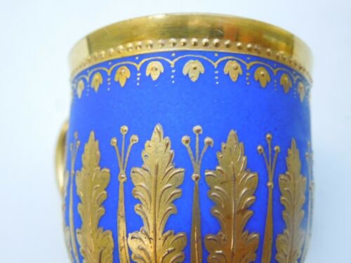 希少　ドレスデン　デミタスカップ＆ソーサーセット　ロイヤルブルー　レイズドゴールド　アカンサスの葉