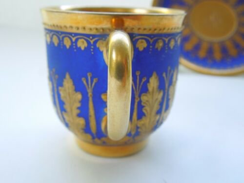 希少　ドレスデン　デミタスカップ＆ソーサーセット　ロイヤルブルー　レイズドゴールド　アカンサスの葉