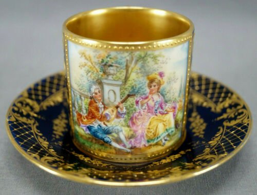 ドレスデン　ロイヤルヴィエナ スタイル　愛し合うカップル　コバルトブルー　カップ＆ソーサーセット