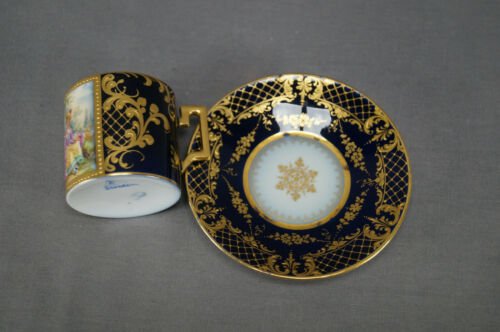 ドレスデン　ロイヤルヴィエナ スタイル　愛し合うカップル　コバルトブルー　カップ＆ソーサーセット