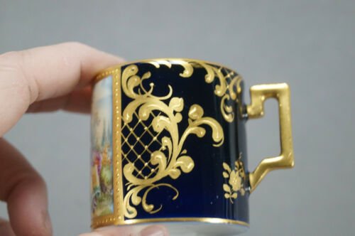 ドレスデン　ロイヤルヴィエナ スタイル　愛し合うカップル　コバルトブルー　カップ＆ソーサーセット