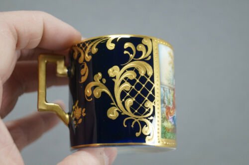 ドレスデン　ロイヤルヴィエナ スタイル　愛し合うカップル　コバルトブルー　カップ＆ソーサーセット