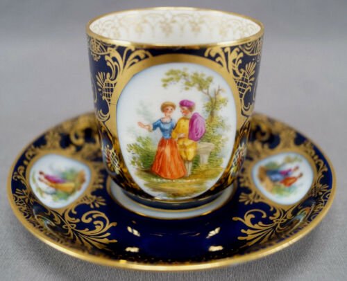 ドレスデン　Richard Klemm　愛し合うカップル　コバルトブルー＆ゴールド　デミタスカップ＆ソーサーセット