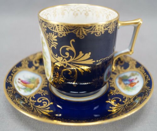 ドレスデン　Richard Klemm　愛し合うカップル　コバルトブルー＆ゴールド　デミタスカップ＆ソーサーセット