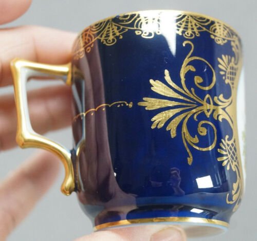 ドレスデン　Richard Klemm　愛し合うカップル　コバルトブルー＆ゴールド　デミタスカップ＆ソーサーセット
