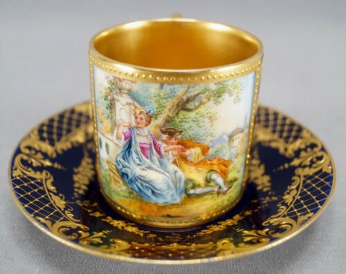 ドレスデン　ロイヤルヴィエナ スタイル　カップル　コバルトブルー＆ゴールド　デミタスカップ＆ソーサーセット