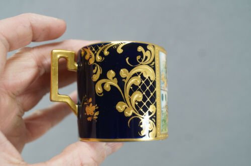 ドレスデン　ロイヤルヴィエナ スタイル　カップル　コバルトブルー＆ゴールド　デミタスカップ＆ソーサーセット