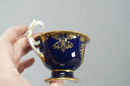 ドレスデン　愛し合うカップル　コバルトブルー＆ゴールド　バードハンドル　カップ＆ソーサーセット