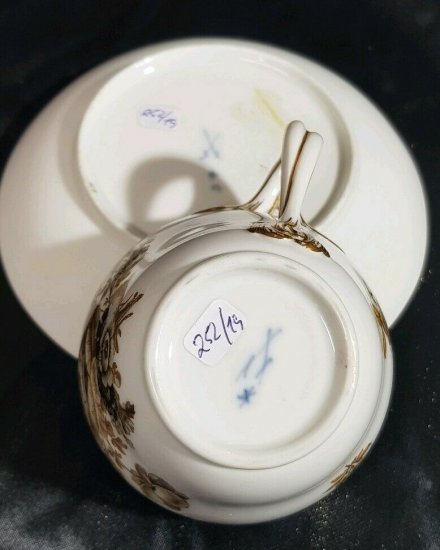 マイセン　カップ＆ソーサー　セピアの花柄　1774年～1814年　マルコリーニ