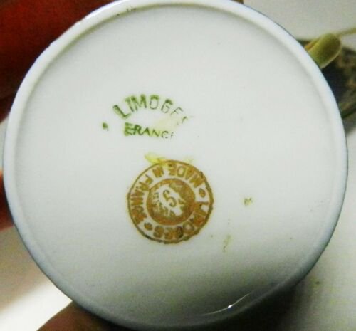 リモージュ　デミタスカップ＆ソーサーセット　コバルトブルー　バラ