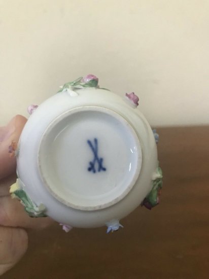 マイセン　アクセサリーボックス　花の飾り付き