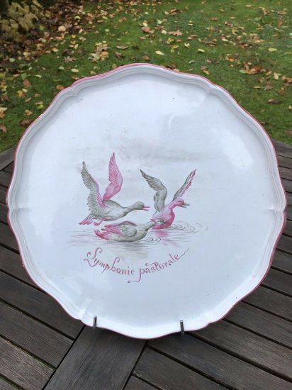 エミール・ガレ　陶器のプレート « Symphonie Pastorale »(田園交響曲)