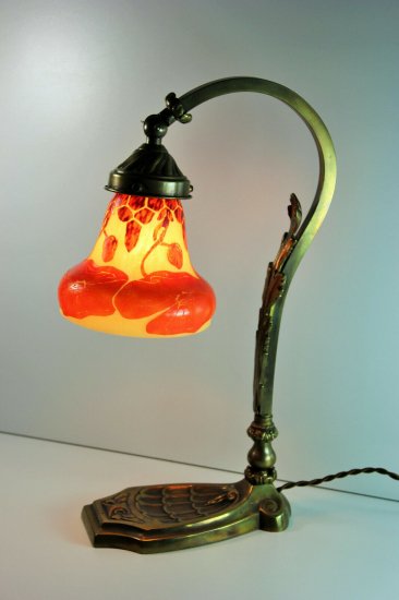 シュナイダー兄弟　ケシの花のテーブルランプ　アールデコ調