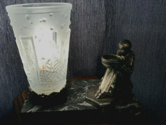 ミューラー兄弟　女性のブロンズ土台　テーブルランプ