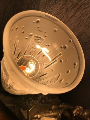 ミューラー兄弟　女性のブロンズ土台　テーブルランプ