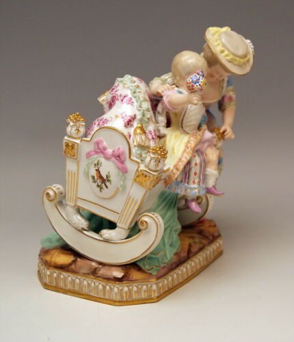 マイセン 人形　子供時代の喜び　アシエ　モデルナンバーE76