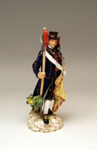 マイセン 人形　伝統衣装　結婚式幹事　モデルナンバーQ190　1890年