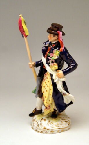 マイセン 人形　伝統衣装　結婚式幹事　モデルナンバーQ190　1890年