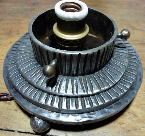 ミューラー兄弟　テーブルランプ　香水ディフューザー付き