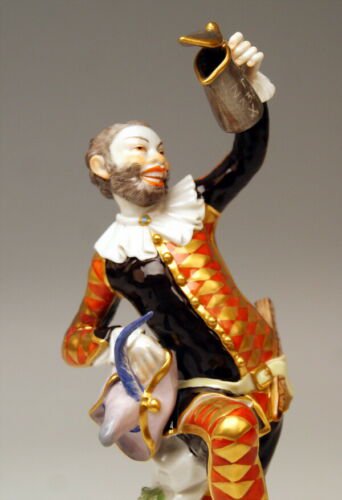 マイセン　人形　道化師　帽子　蓋のある水差し　ザニ・ミューラー　モデルナンバー64551