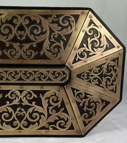 アンティーク　フランス製　ブール装飾　ジュエリーボックス　26ｃｍ　八角形　真鍮　クルミの木の台