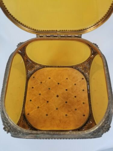 ヴィンテージ　ショーケース　真鍮　金メッキ　薔薇　琥珀色　面取りガラス　ジュエリーボックス　大サイズ