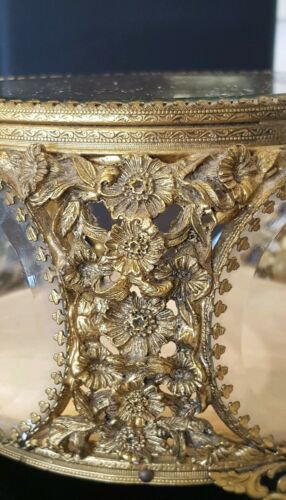 ヴィンテージ　金メッキ　円形トップ　面取りガラス　5面　ジュエリーボックス　小物入れ