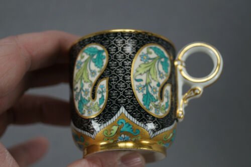 ロイヤルウースター　青と緑　花柄　黒　プラチナ　ゴールド　デミタスカップ　1880年頃